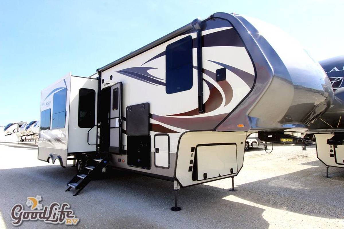 2019 Vanleigh Vilano 320GK "Rear Living Room" 320GK Triple Slide Out in